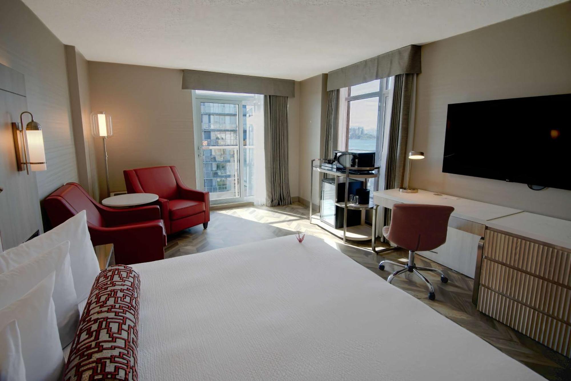 Coast & Marina By Apa Hotel Victoria